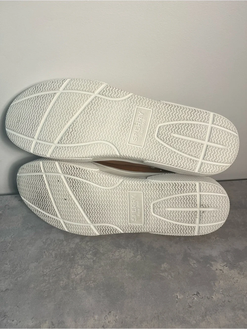 Sperry men’s halyard